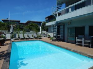 136 Beach Hill Walk