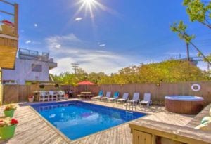 583 Seaview Walk