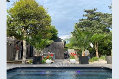 85 Bay Walk, Fire Islands Pines, New York 11782